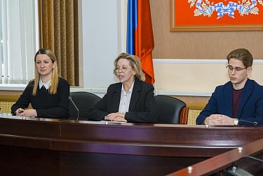 Один час в кресле депутата